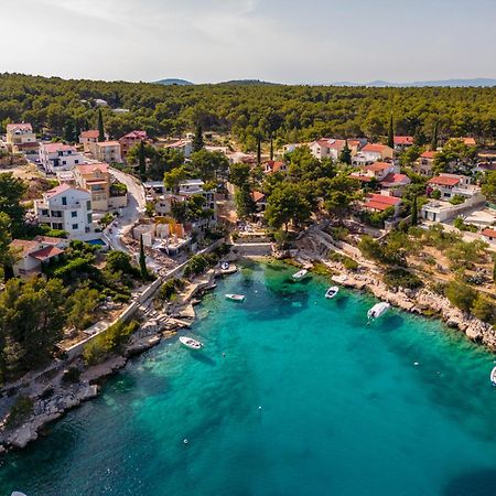 Villa Zdenka Милна Экстерьер фото